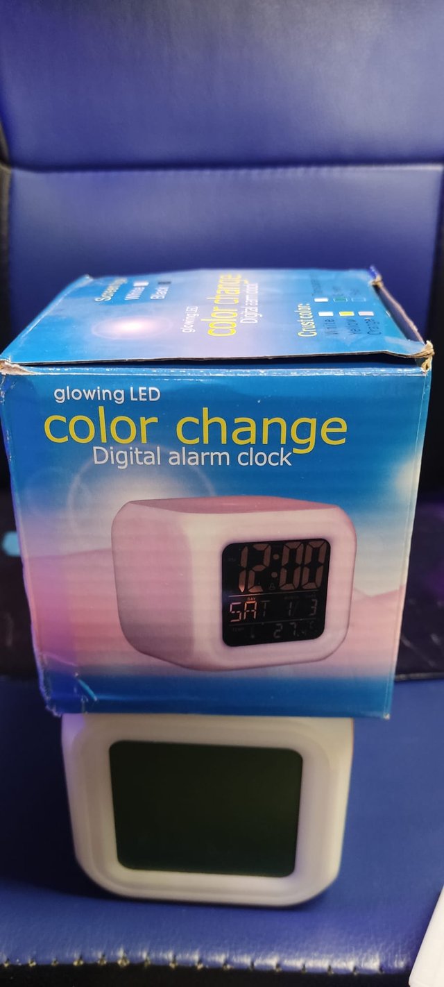 RELOJ ALARMA DRAGON BALL Z LED RGB NUEVO