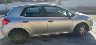Toyota Auris 2010