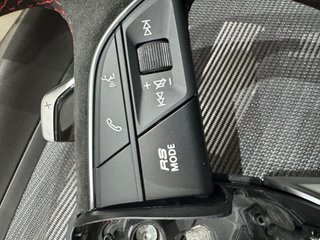 Volante Alcantara RSQ3
