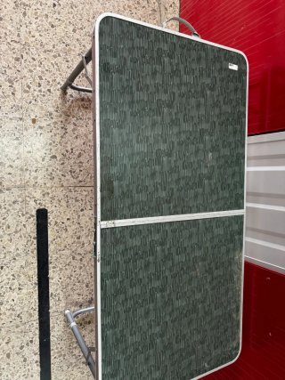 Mesa plegable elevable exterior