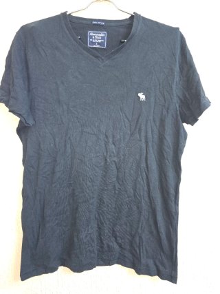 Camiseta Abercrombie & Fitch Negra Cuello V