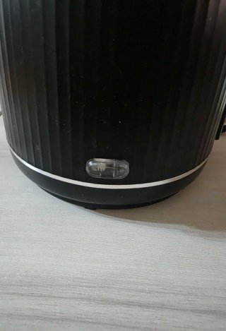 Hervidor de agua eléctrico negro
