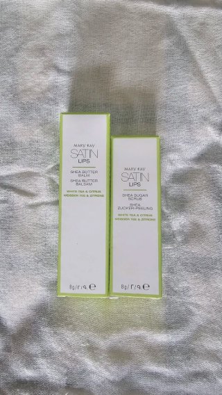 Mary Kay Satin Lips Set Bálsamo y Exfoliante