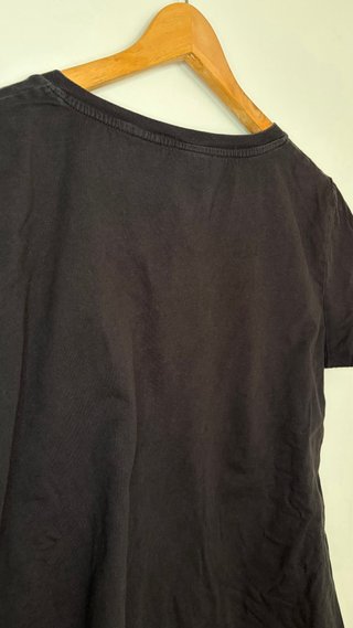 Camiseta Levi's Negra V-Neck