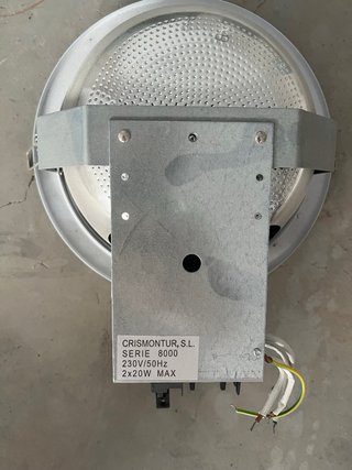 12 Focos empotrables blancos de 22 cm de diametro