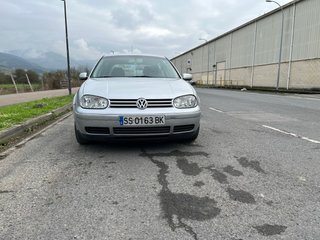 Volkswagen Golf 2000