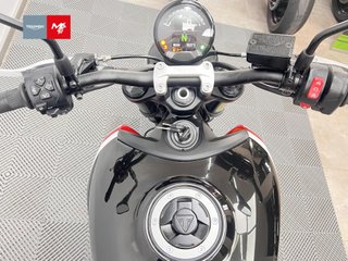 TRIUMPH TRIDENT 660 2025 1093 kms.