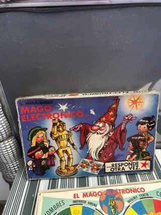Juego de mesa "El Maravilloso Mago Electrónico"