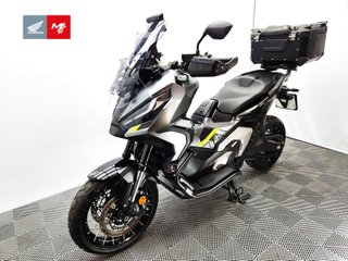 HONDA X-ADV 2024 18820 kms.