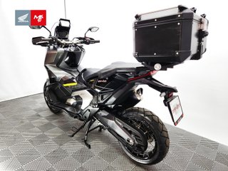 HONDA X-ADV 2024 18820 kms.