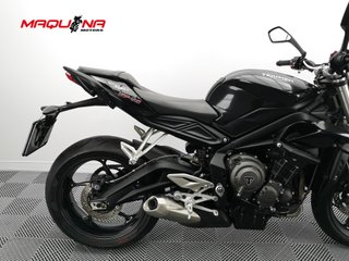 TRIUMPH STREET TRIPLE S 660 2018 18312 kms.