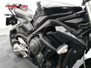 TRIUMPH STREET TRIPLE S 660 2018 18312 kms.
