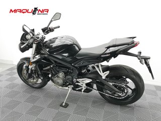 TRIUMPH STREET TRIPLE S 660 2018 18312 kms.