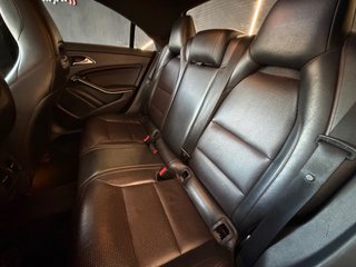 Mercedes CLA 220d ¡AMG PACKET!