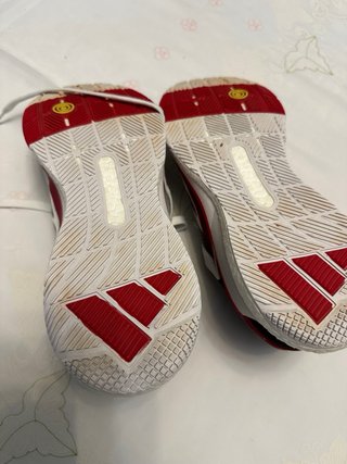 Deportivas Padel Adidas Blancas y Rojas
