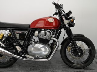 ROYAL ENFIELD INTERCEPTOR 650 2023 7390 kms.