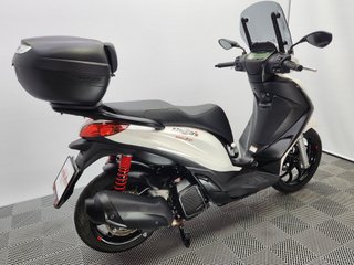 PIAGGIO MEDLEY S 125 2024 4982 kms.