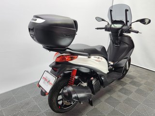 PIAGGIO MEDLEY S 125 2024 4982 kms.