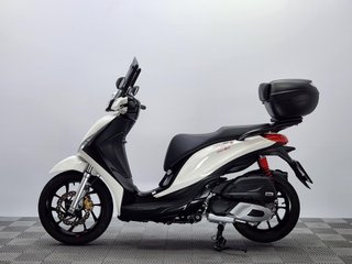 PIAGGIO MEDLEY S 125 2024 4982 kms.