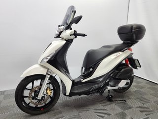 PIAGGIO MEDLEY S 125 2024 4982 kms.