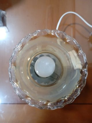 Lámpara de mesa cristal y metal