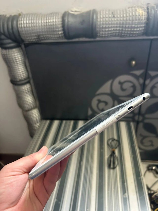 Tablet Lenovo Tab 4, 16 Gb