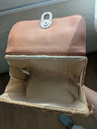 Bolso Bandolera de Paja y Solapa Marrón