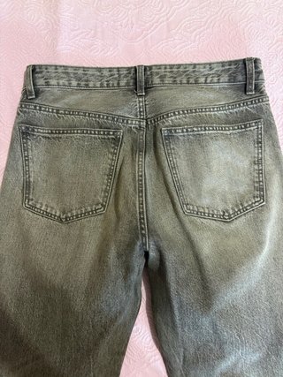 Pantalón gris