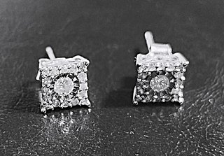 Pendientes Diamante Cuadrados con oro blanco