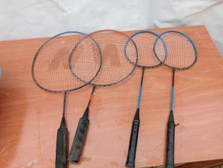 Lote 4 raquetas bádminton