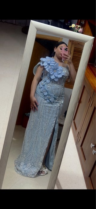 Vestido de fiesta azul plateado boda gitana