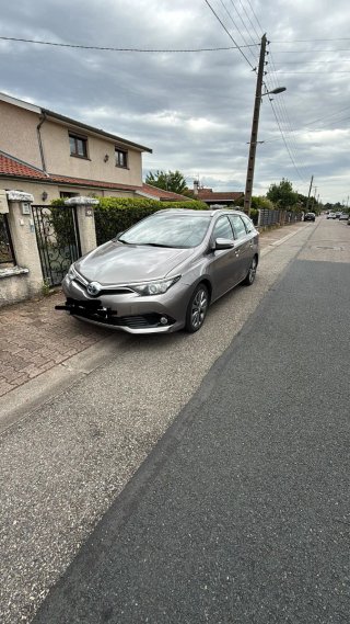 Toyota Auris 2015