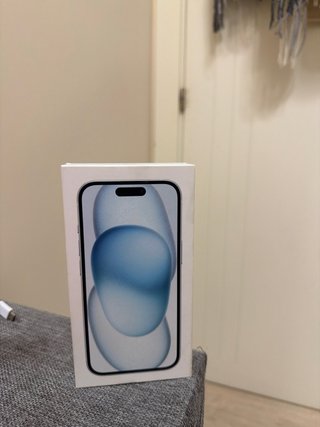 Caja iPhone 15