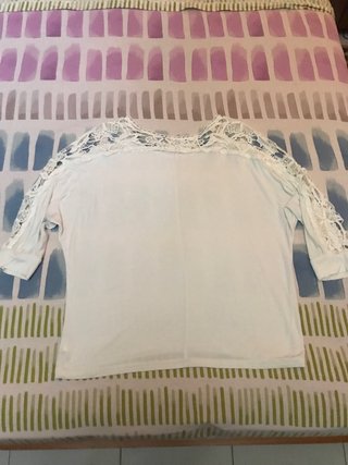 Maglietta bianca donna con pizzo e strass