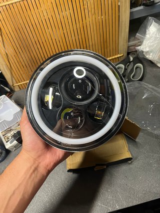 Faro LED Moto Universal 7 Negro