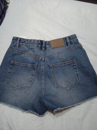 Shorts vaqueros desgastados