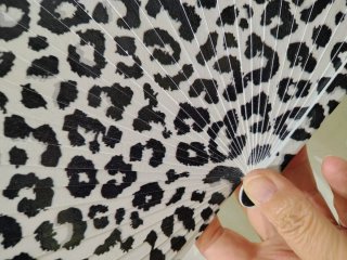 Abanico exclusivo con estampado de leopardo