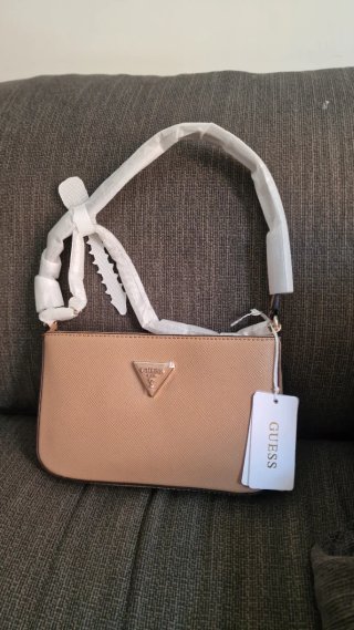 Bolso Guess Marrón Cadena Dorada