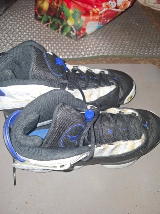 Zapatillas Jordan Negras y Azules
