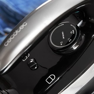 Cecotec Fast&Furious 8060 centro planchado potente