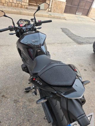 Kawasaki Z750 Naked Negra 2008