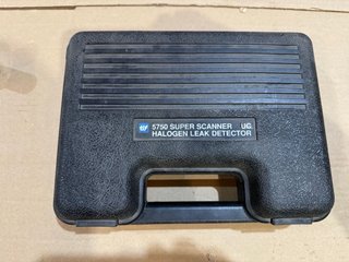 Detector de fugas refrigerante TIF 5750 UC