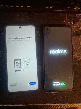 Lote 2 Smartphones Oppo y Realme
