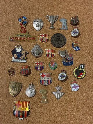 Lote Pins Fútbol Varios Equipos
