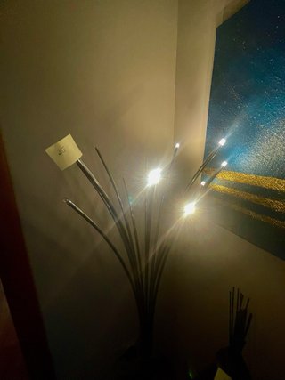 Lámparas  doradas de cristal y metal