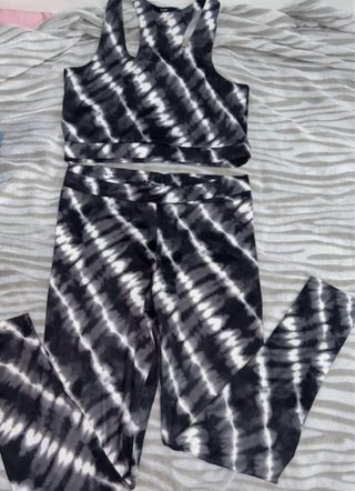 Conjunto Rayas Top y Falda Larga