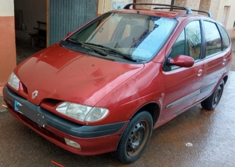 Renault Megane 1999 - foto 1