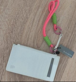 ✨ NO NEGOCIABLE ✨  Cartera nueva con etiqueta