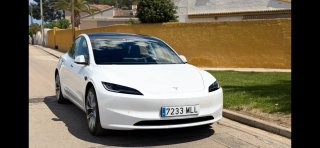 Tesla Model 3 2024