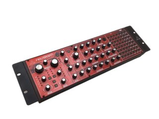 sintetizador behringer neutron